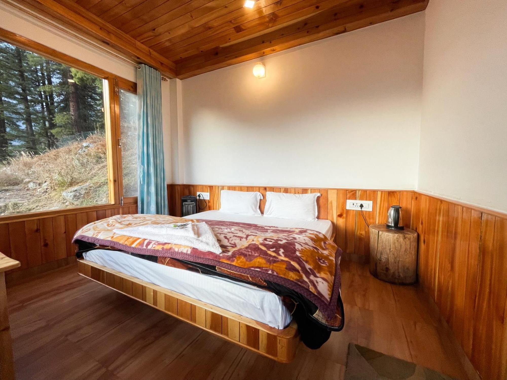 Singing Woods Kutla Hotel Kullu Exterior photo