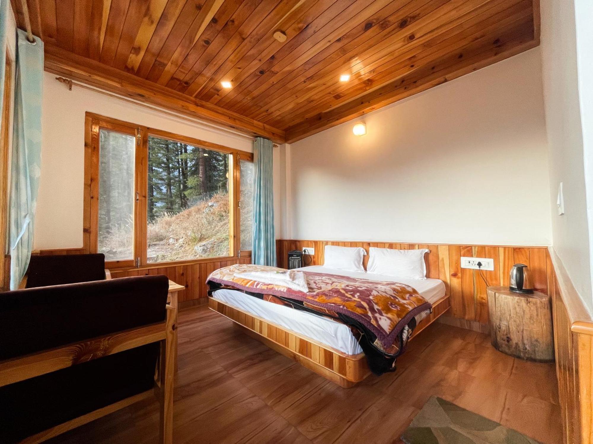 Singing Woods Kutla Hotel Kullu Exterior photo